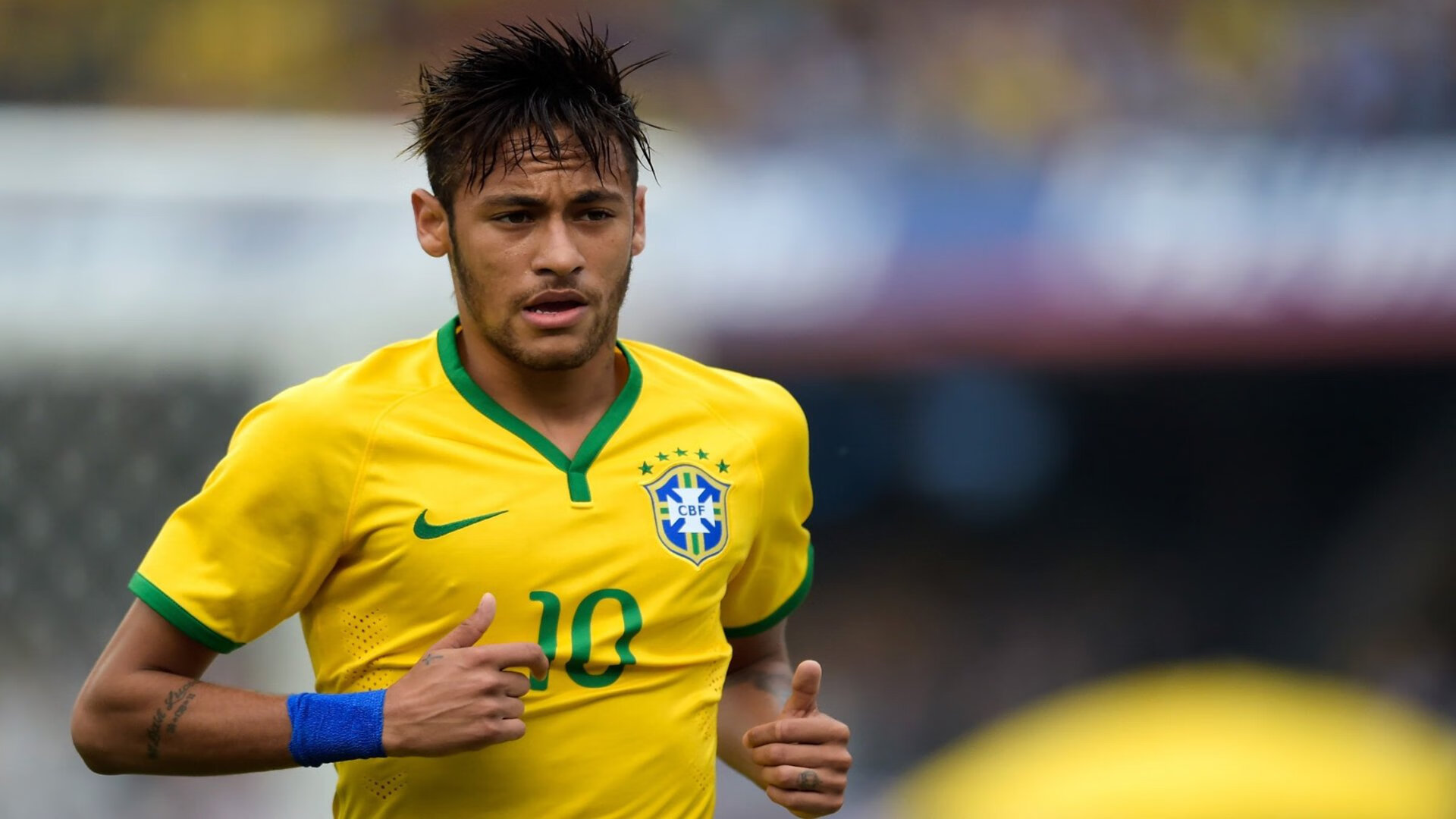 “全民足球日:推广足球文化,增强群众体育意识”,推广足球活动的简报