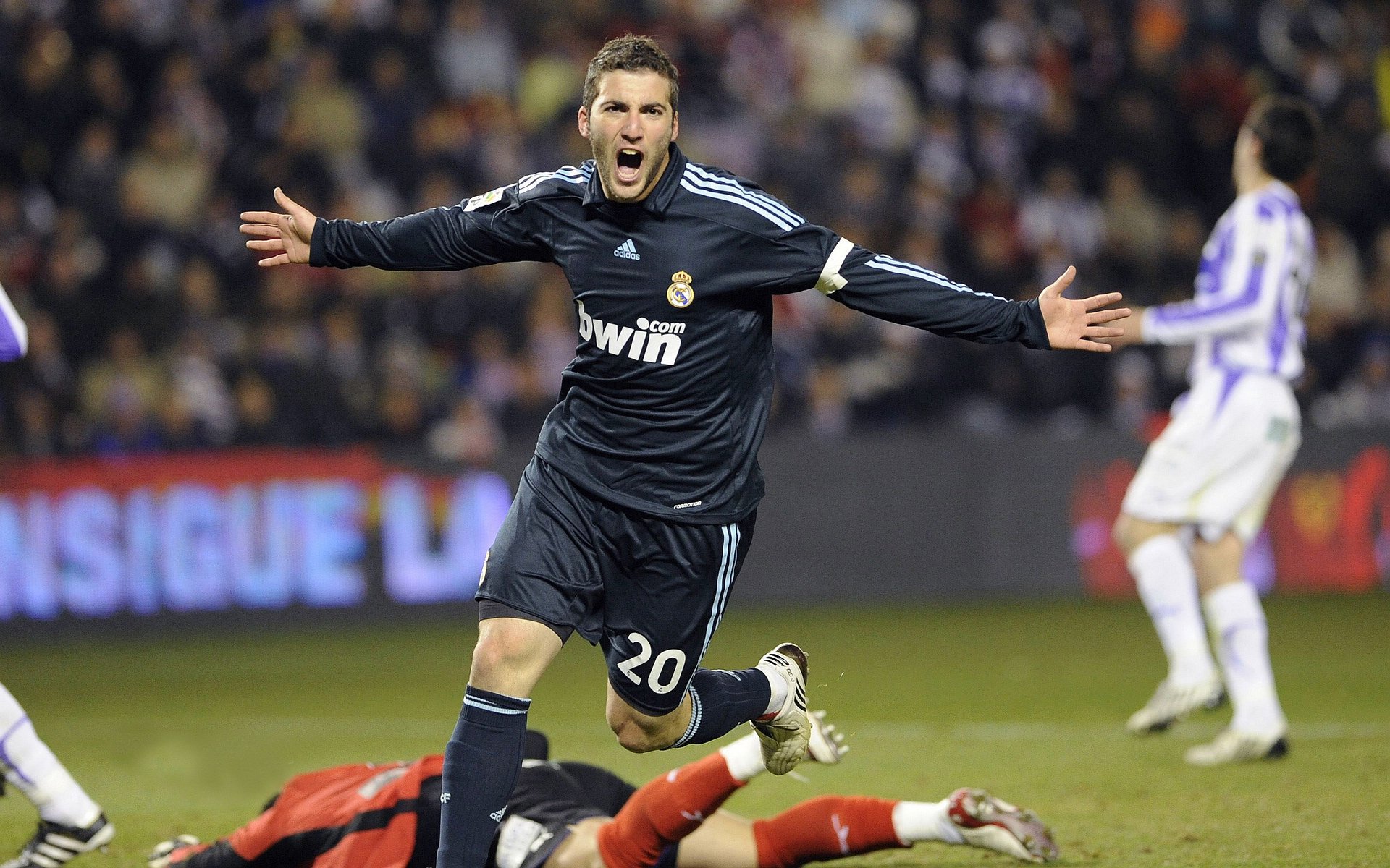 中国青少年足球联赛全面开启，培养未来之星，中国青少年足球俱乐部