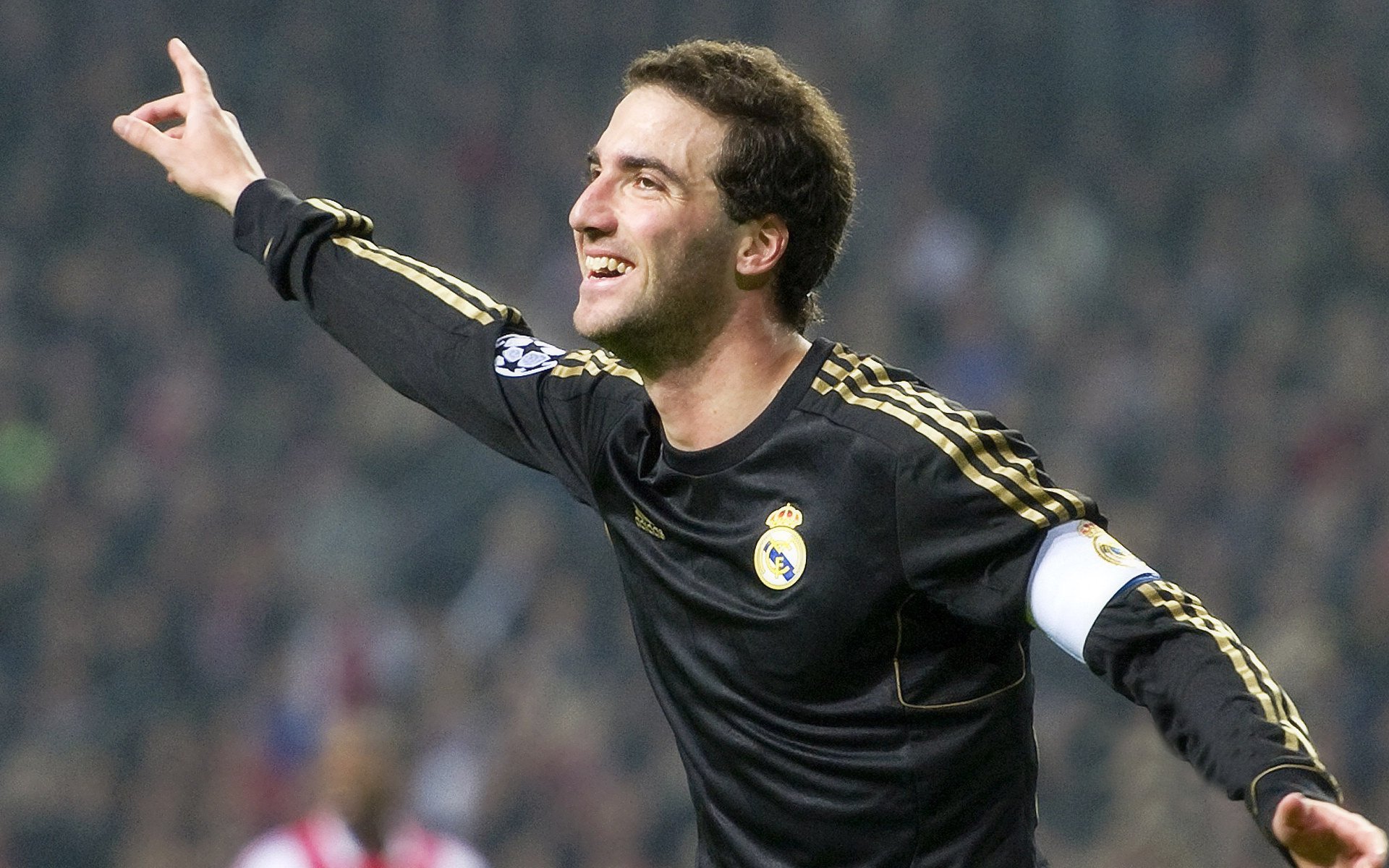 电竞赛事平台内容版权保护加强，办电竞比赛版权