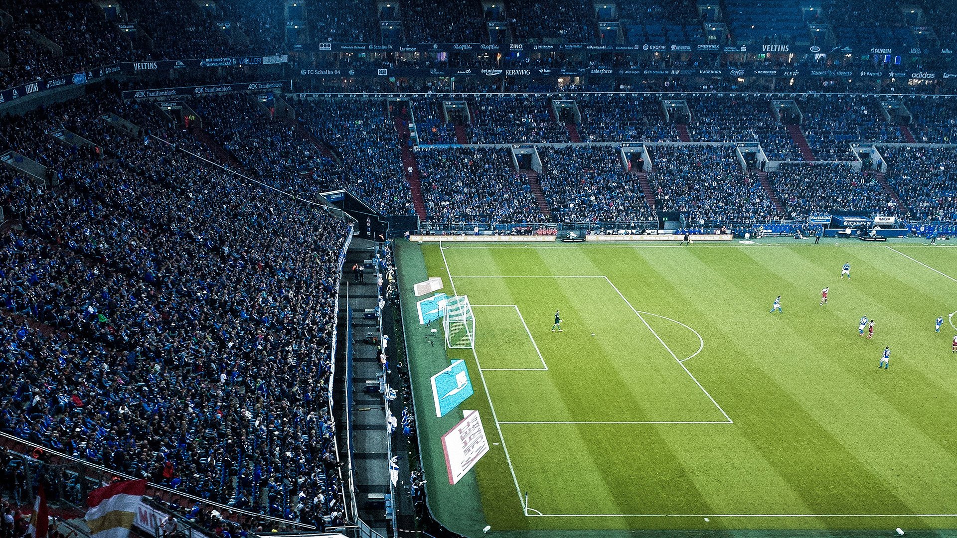 腾讯赛事体系助力电竞人才培养，腾讯进军电竞